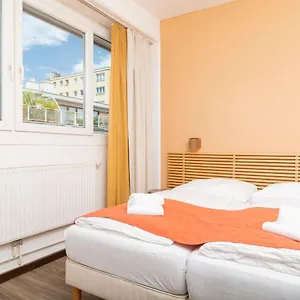  Apartment Favoriten By Ichbucheat