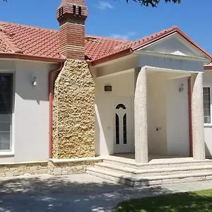 Bubullime Albania , Lushnjë Albanien