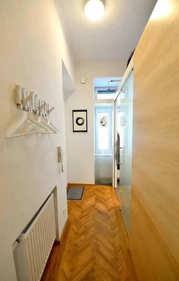 Design Apartment Degengasse Wien